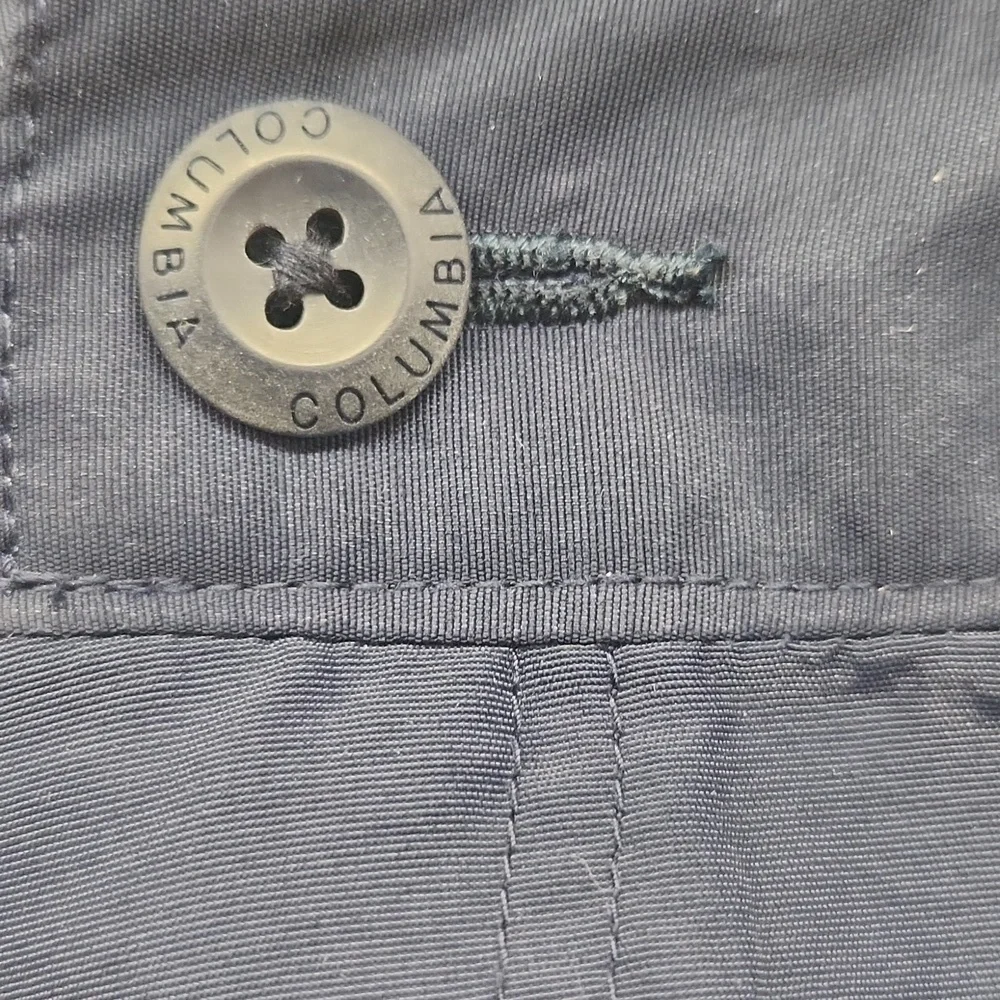 Columbia PFG Womens Shorts Size 12 Navy EUC 6 Inch Inseam - Picture 2 of 6